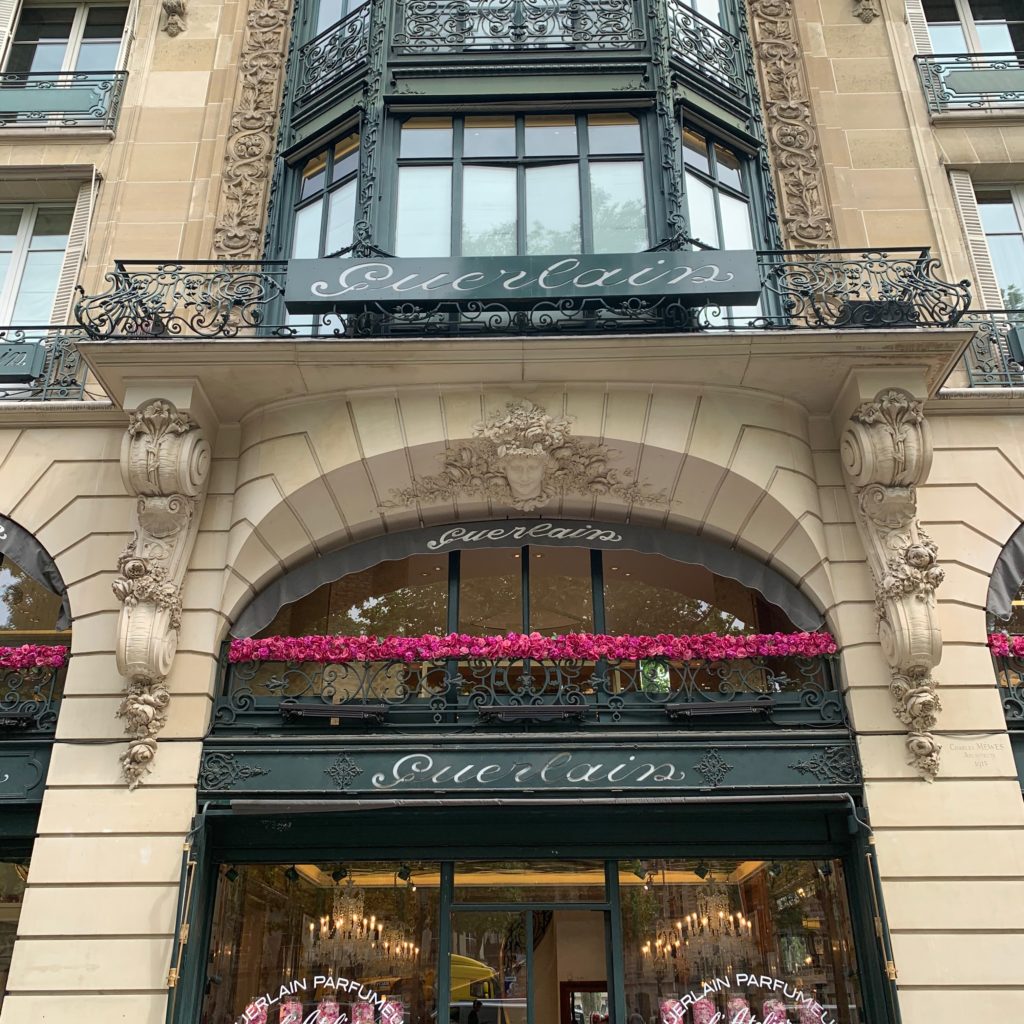 Lipstick Shopping in Paris - Paris For Dreamers