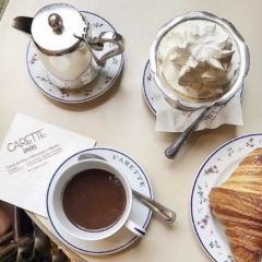 Five of the Best Hot Chocolate Experiences in Paris - Paris For Dreamers